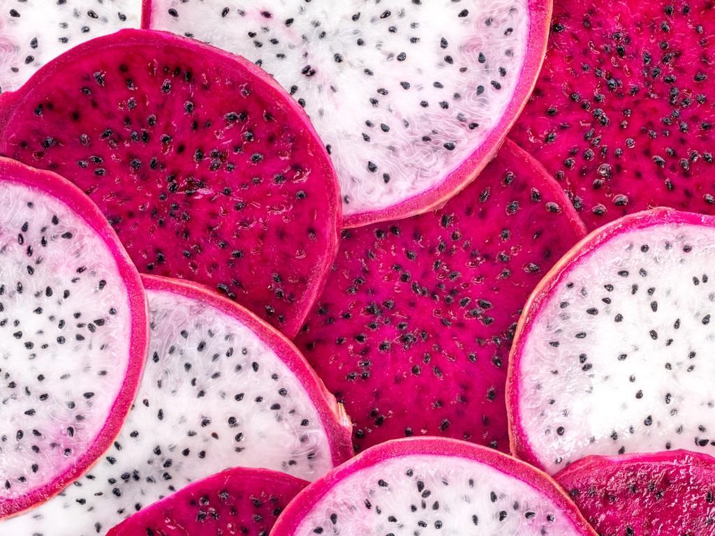 Heboh Kabar Buah Naga Dibuang Ke Sungai, Padahal Bisa Dibuat Obat Jerawat